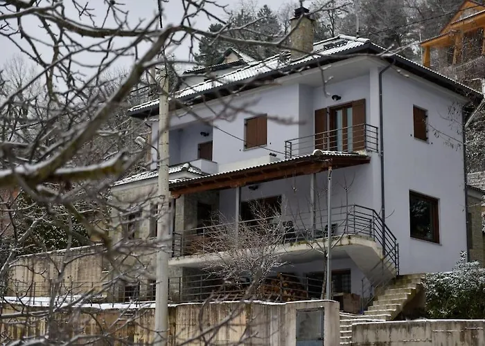 Mountain Retreat Pefkofyto