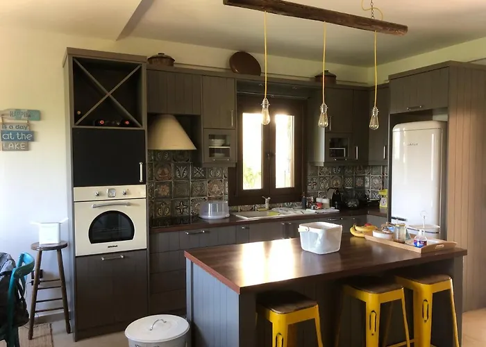 Mountain Retreat Villa Pefkofyto